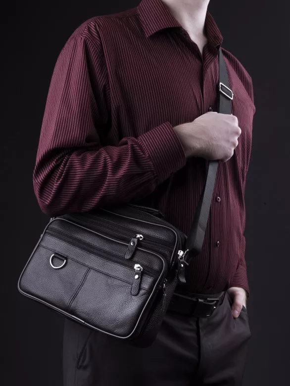 Сумка мужская Baggins 8719 черная