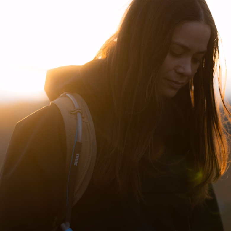 Рюкзак с дождевым чехлом Thule AllTrail 18L Pond