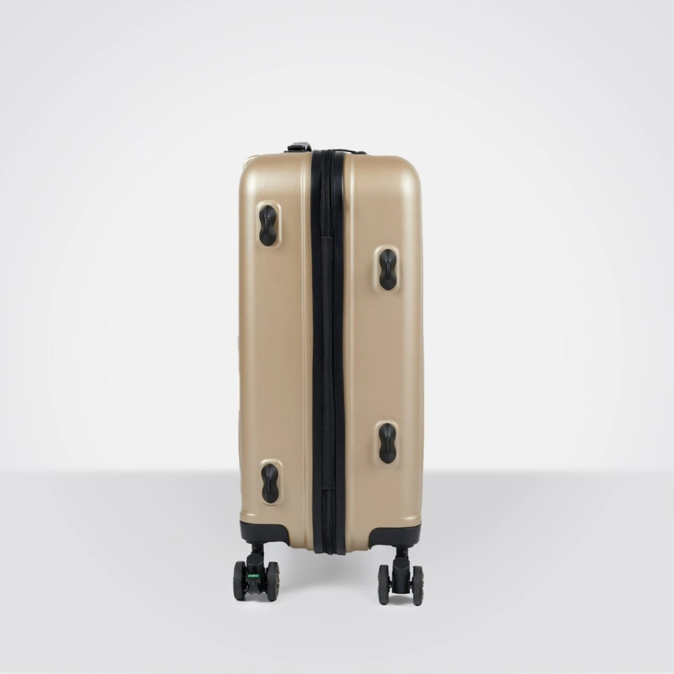 Чемодан Eberhart Phantom 15P-004 4 колеса золото Чемодан Eberhart Phantom 15P-004 4 колеса золото