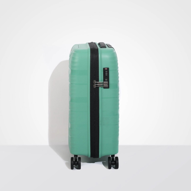 Чемодан Eberhart Wave 46W-022 полипропилен 4 колеса зелёный