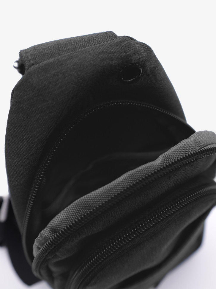 Рюкзак на одно плечо Baggins 3737 черный