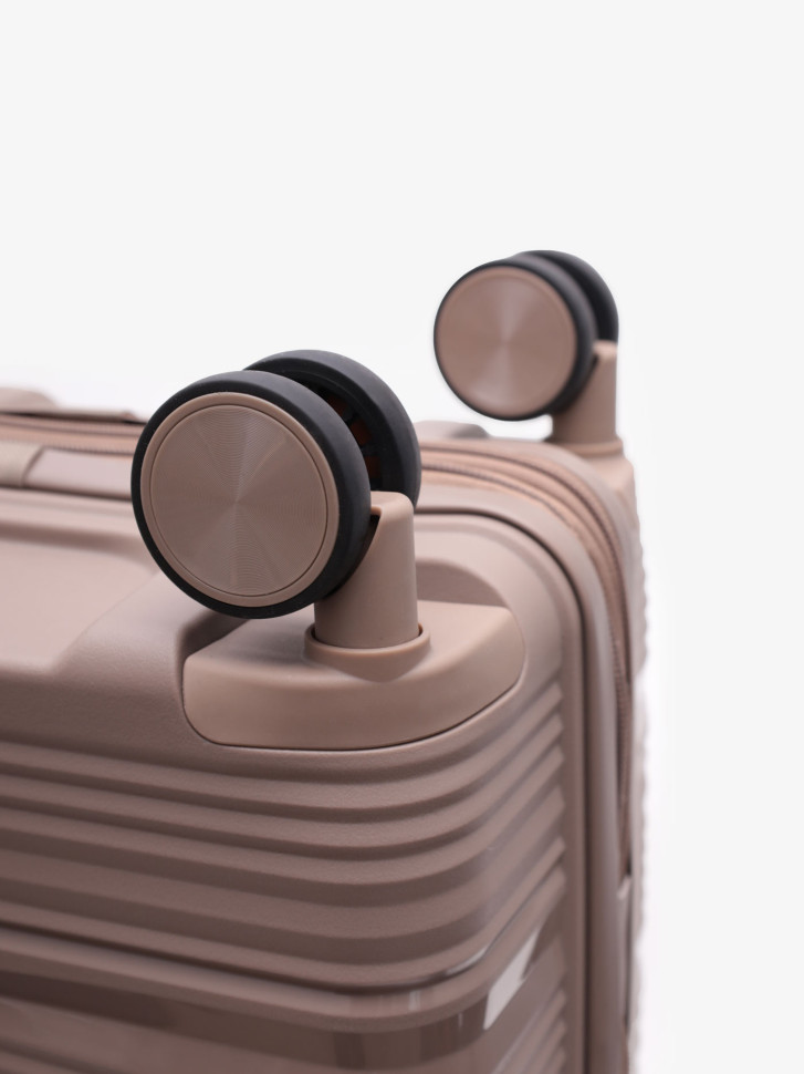 Чемодан Weina Б01-PP304 полипропилен Чемодан Weina Б01-PP304 полипропилен