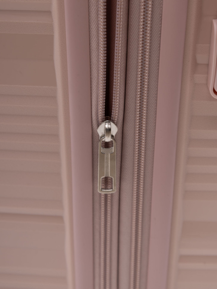 Чемодан Weina Б01-PP304 полипропилен Чемодан Weina Б01-PP304 полипропилен