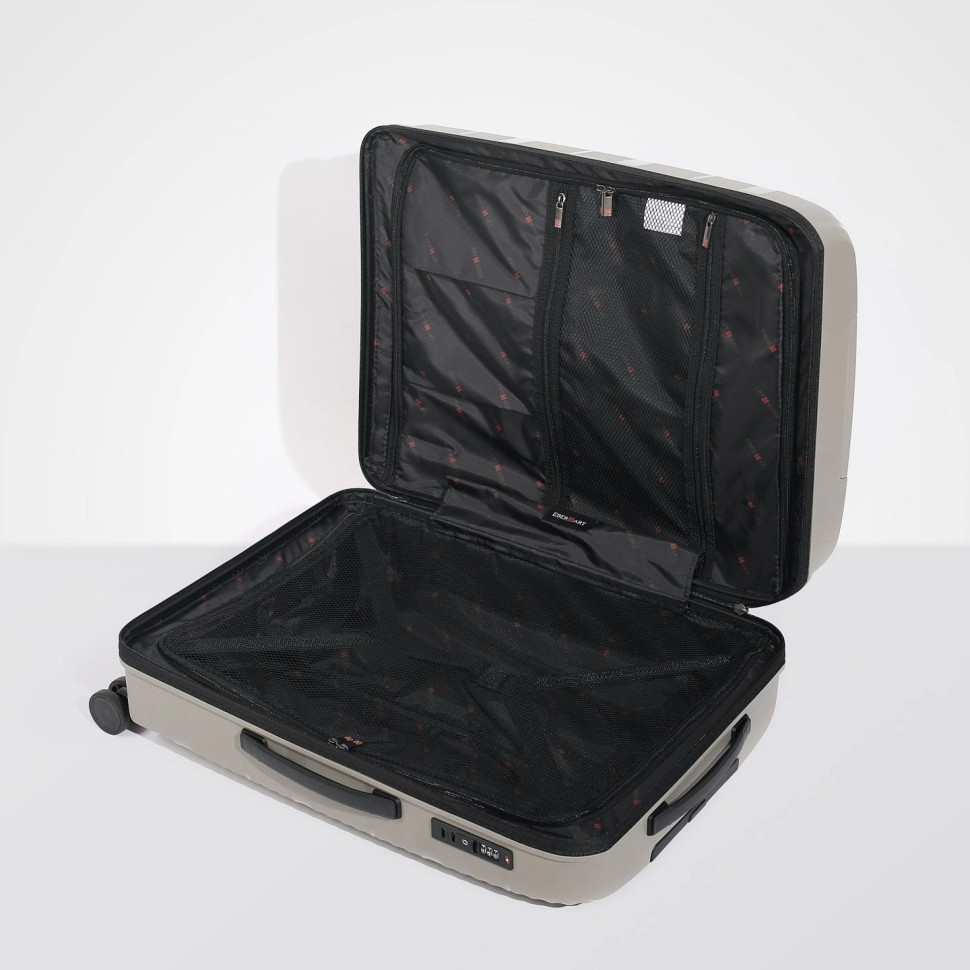 Чемодан Eberhart 46W Wave полипропилен 