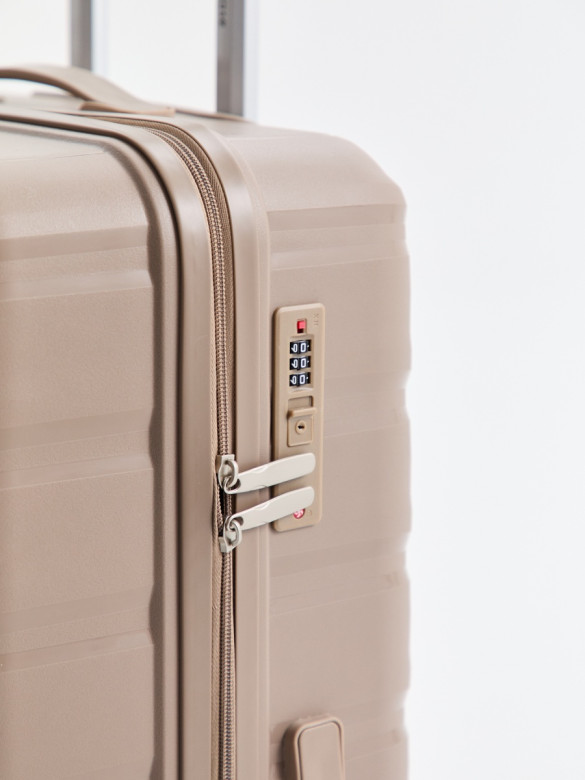 Чемодан L'Case, Valencia без расширения Чемодан L'Case, Valencia без расширения