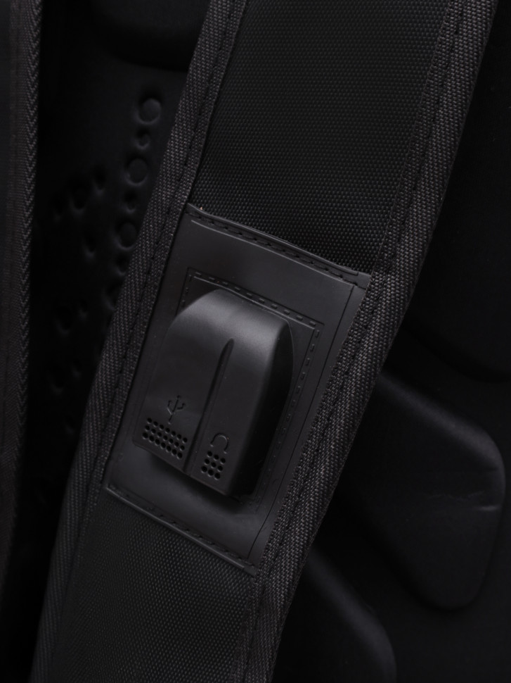 Рюкзак швейцарский Tiger Knife Ж01-8810 чёрный Рюкзак швейцарский Tiger Knife Ж01-8810 чёрный