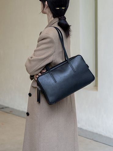 Сумка женская Vera Victoria Vito 48-403-1 чёрная