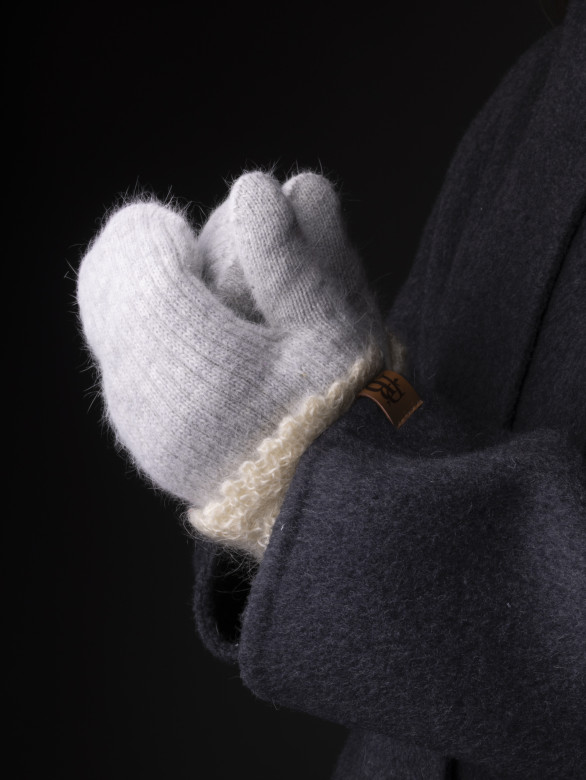 Варежки женские Корона 6559 св.серые