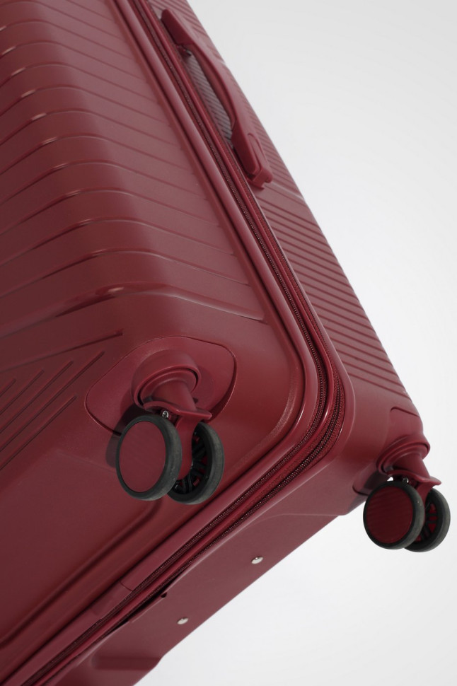 Чемодан Eberhart 49M Miracle полипропилен  Чемодан Eberhart 49M Miracle полипропилен