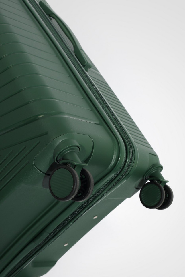 Чемодан Eberhart 49M Miracle полипропилен  Чемодан Eberhart 49M Miracle полипропилен