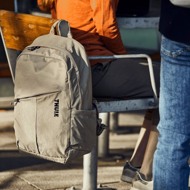 Рюкзак Thule Notus Backpack 20L TCAM6115 New Maroon