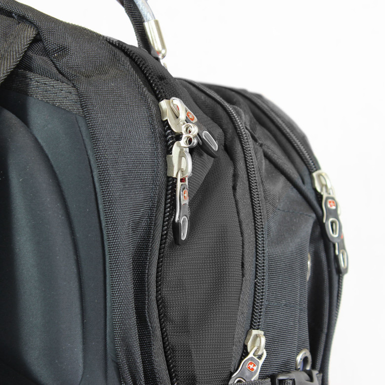 Рюкзак швейцарский Tiger Knife 8810 cерый Рюкзак швейцарский Tiger Knife 8810 cерый