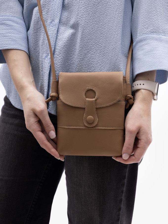 Сумка для телефона Cciline 9907  Сумка для телефона Cciline 9907