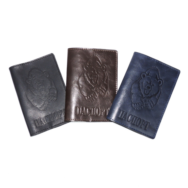 Обложка для паспорта кожаная Черный, Медведь злой