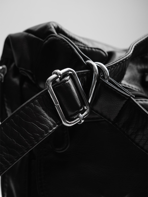 Сумка-рюкзак Runyi 100012 black Сумка-рюкзак Runyi 100012 black