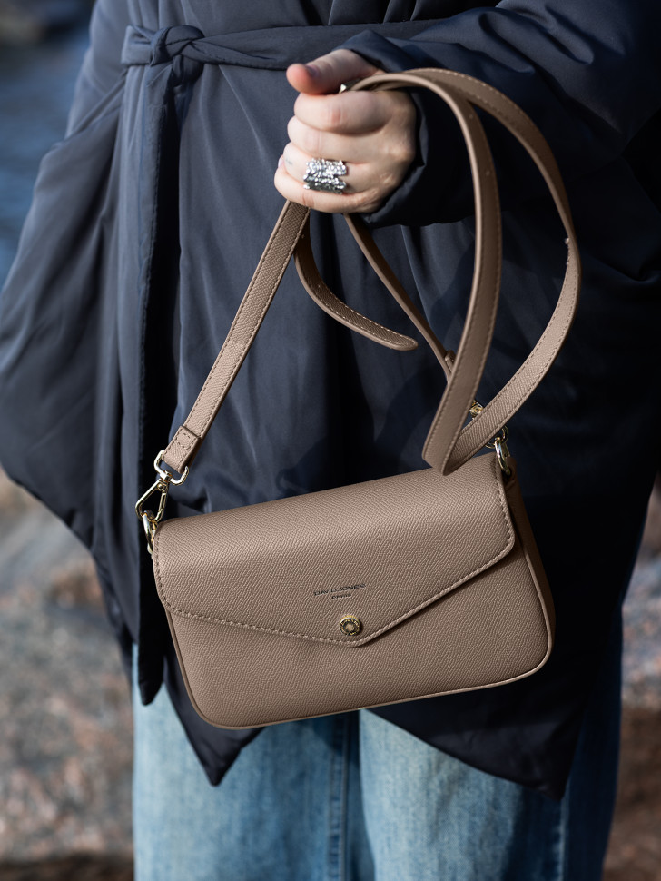 Сумка женская David Jones 6120-5 warm taupe Сумка женская David Jones 6120-5 warm taupe