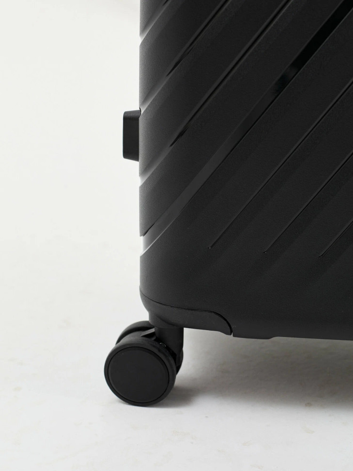 Чемодан L'Case, Basel без расширения